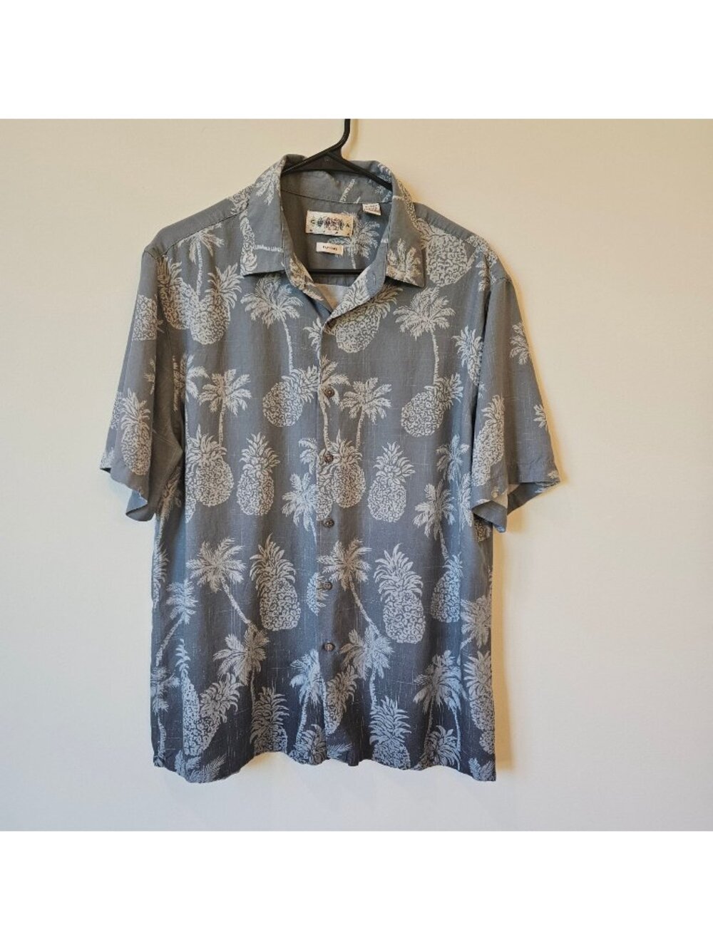 Campia Moda Mens Grey Pineapple Print Button-Up Hawaiian Shirt size L rayon easy